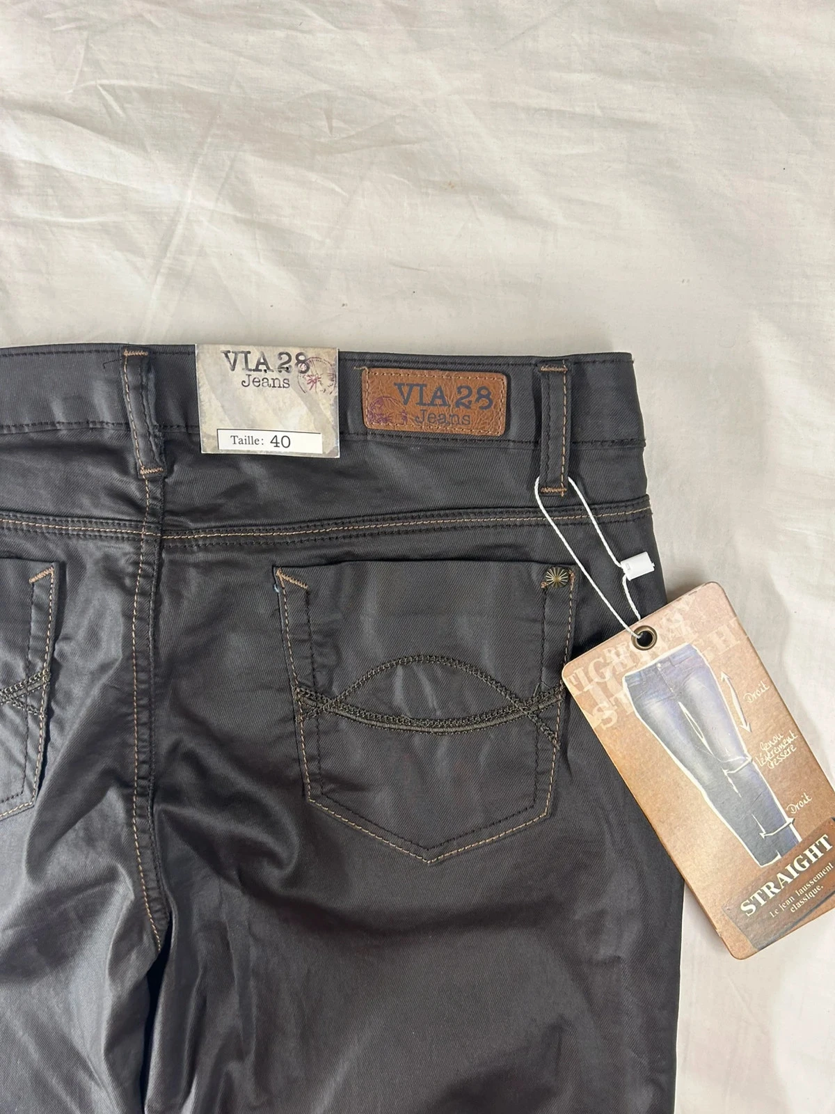 Jean vintage taille haute via 28 – photo 18